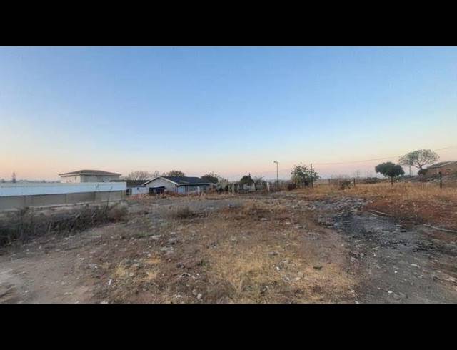 LAND FOR SALE IN REDFERN